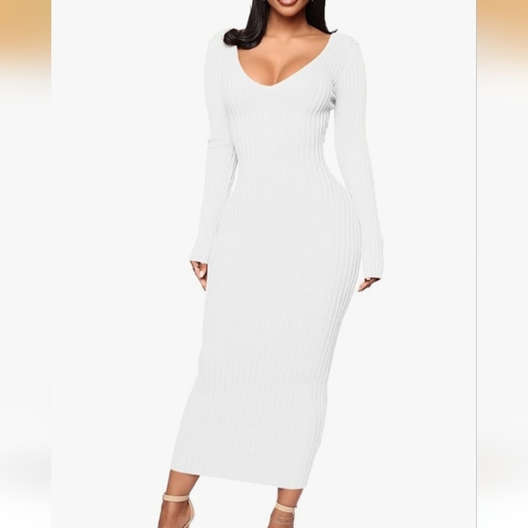 Dresses & Skirts - White Ribbed BodyCon Long Sleeve Dress Size L